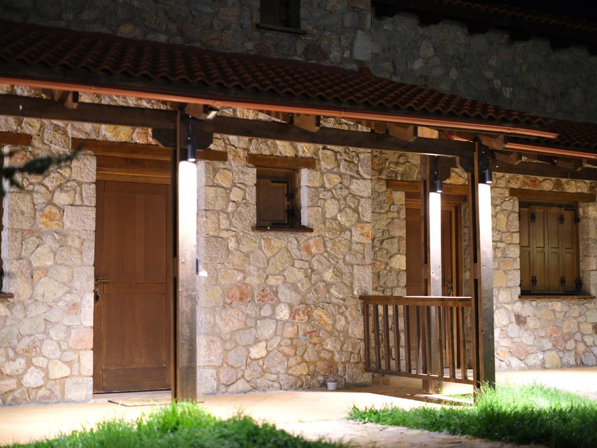 Mont Valley Boutique Chalets Arachova Eksteriør billede