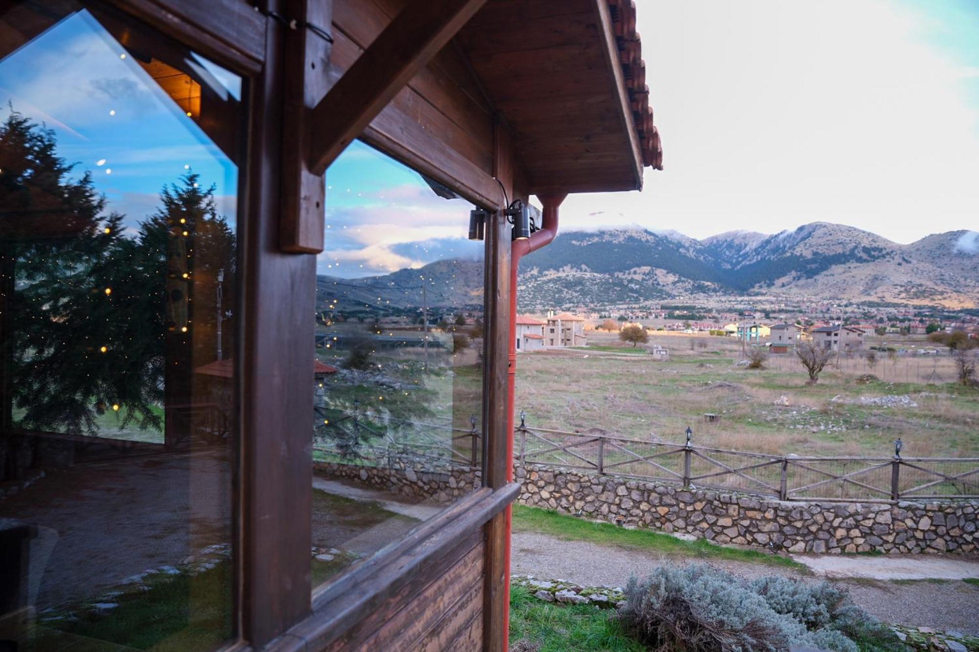 Mont Valley Boutique Chalets Arachova Eksteriør billede